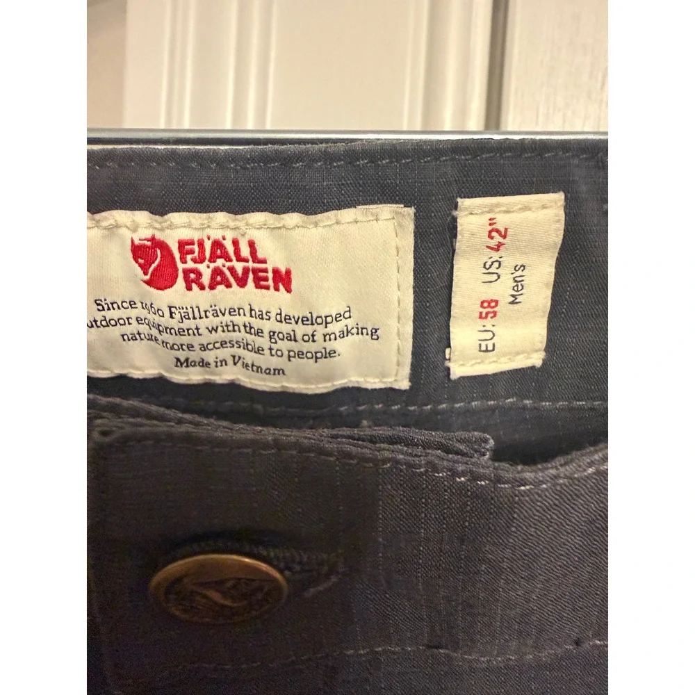 Fjallraven Barents Pro Shorts Mens 42 G-1000 Cargo Hiking Trekking Grey Black